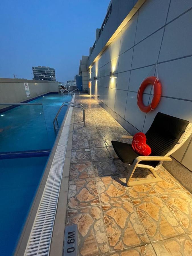 Great View, Dubai Sportcity, Parking Included, Nice Apartments ภายนอก รูปภาพ