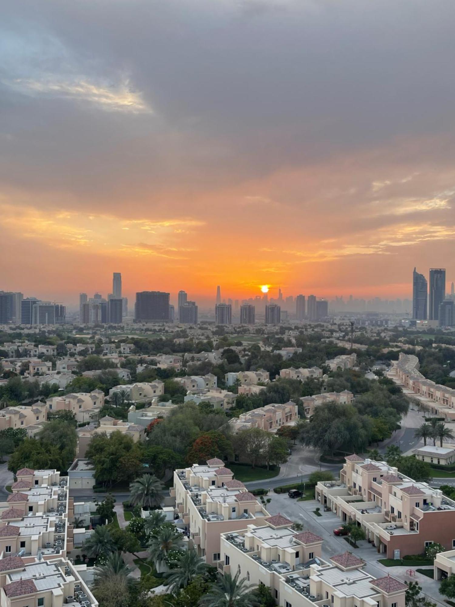 Great View, Dubai Sportcity, Parking Included, Nice Apartments ภายนอก รูปภาพ