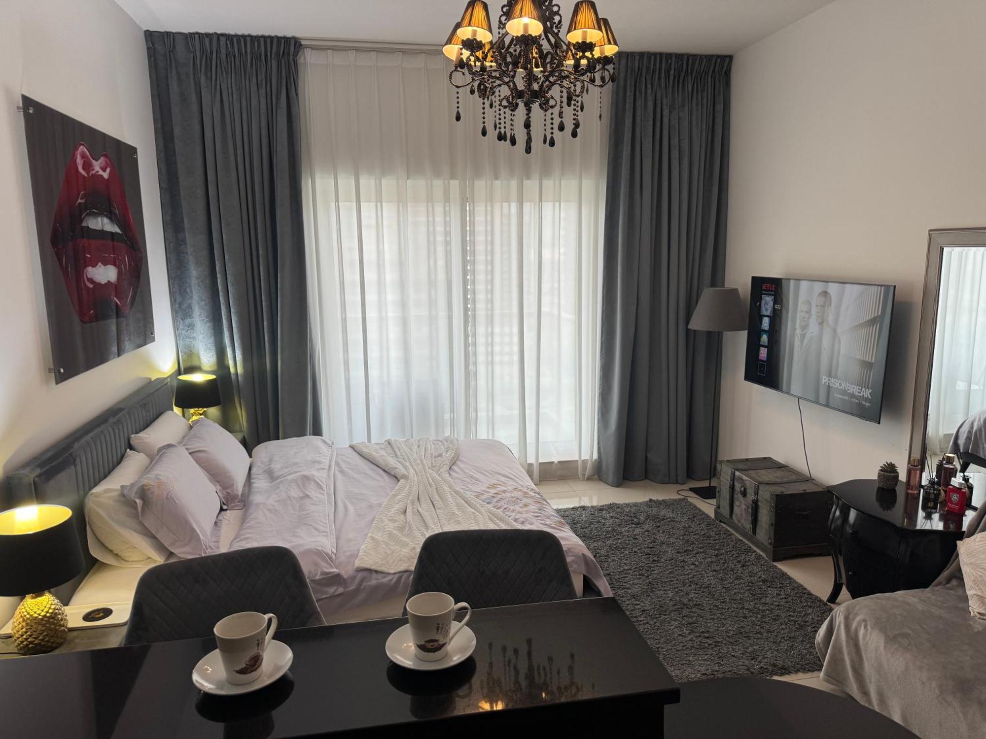 Great View, Dubai Sportcity, Parking Included, Nice Apartments ภายนอก รูปภาพ